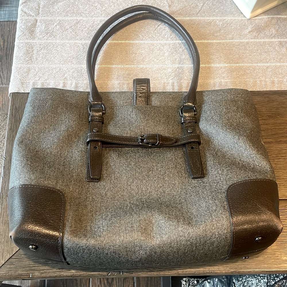 Tumi laptop work bag - excellent pre-owned condition!